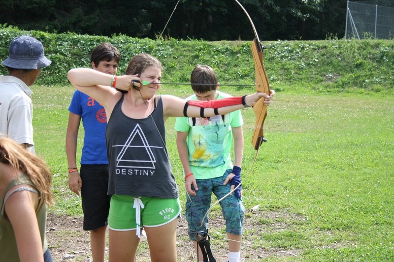 Village Camps International Summer Camp Leysin, Switzerland 2025-08-09 https://www.villagecamps.com/journals_admin/images/713-13-archery (30).jpg